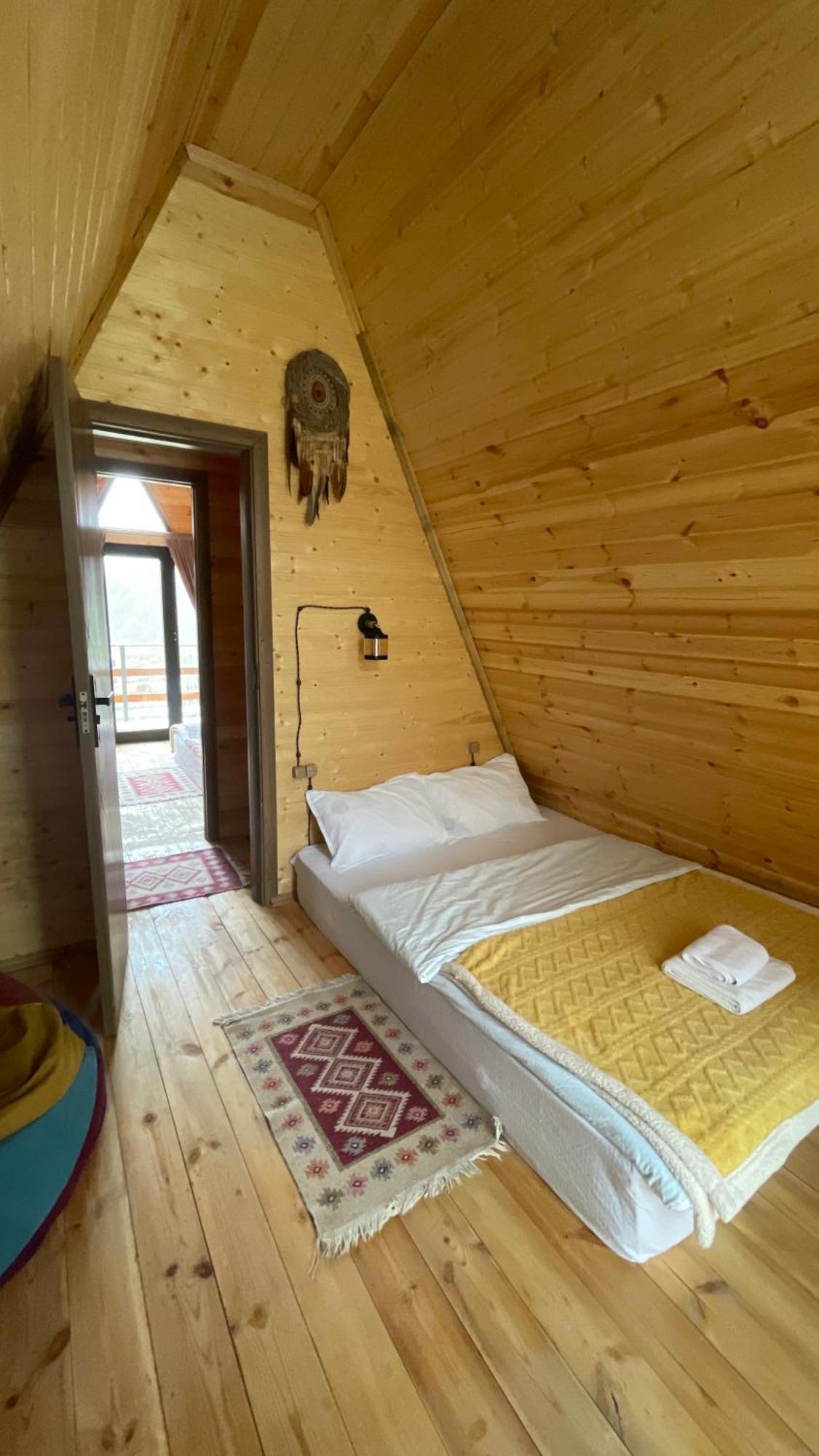 Aura Cottages 卡兹贝吉 外观 照片