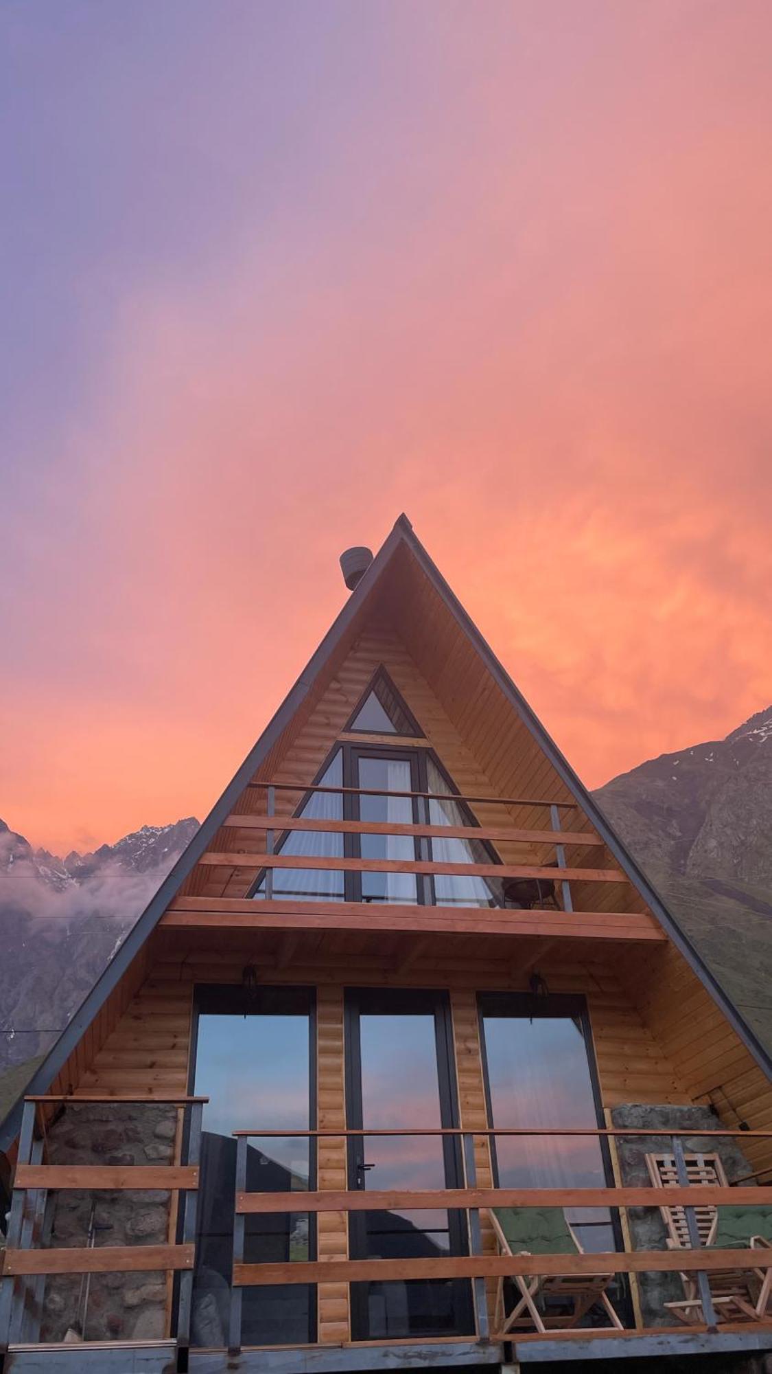 Aura Cottages 卡兹贝吉 外观 照片
