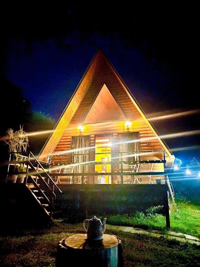 Aura Cottages 卡兹贝吉 外观 照片